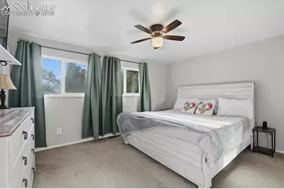 2918 Flintridge Square, Colorado Springs, CO 80918 - Photo 18