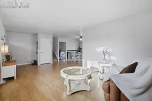 2918 Flintridge Square, Colorado Springs, CO 80918 - Photo 6