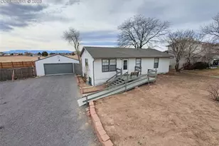 257 S Bailey Dr, Pueblo West, CO 81007 - Photo 2