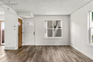 4338 Hunting Meadows Cir, Colorado Springs, CO 80916 - Photo 4