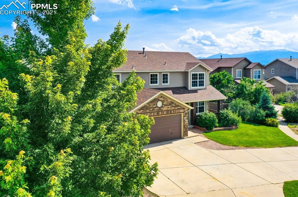 4920 Butterfield Dr, Colorado Springs, CO