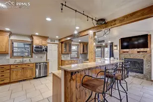 202 Rockledge Ct, Manitou Springs, CO 80829 - Photo 12