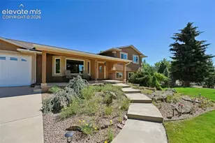4920 Rocking R Dr, Colorado Springs, CO 80915 - Photo 2