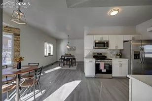 6075 Breeze Ct, Colorado Springs, CO 80918 - Photo 16