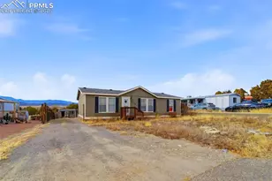 2935 Blue Spruce Dr, Colorado City, CO 81019 - Photo 2