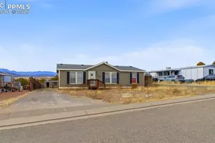 2935 Blue Spruce Dr, Colorado City, CO 81019 - Photo 6