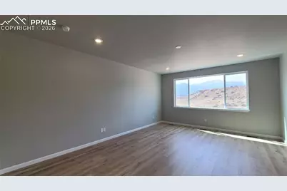 712 Belleza View, Colorado Springs, CO 80907 - Photo 6