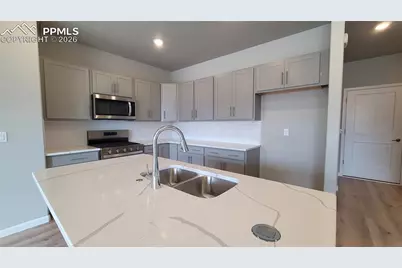 712 Belleza View, Colorado Springs, CO 80907 - Photo 8