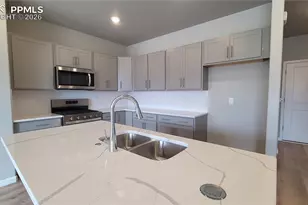 712 Belleza Vw, Colorado Springs, CO 80907 - Photo 8