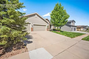 9829 Treelake Dr, Colorado Springs, CO 80920 - Photo 2