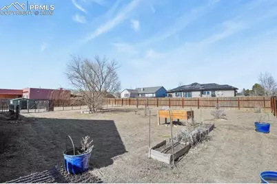 573 W Archer Plaza, Pueblo, CO 81007 - Photo 32