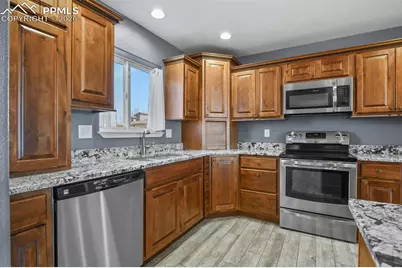 573 W Archer Plaza, Pueblo, CO 81007 - Photo 14