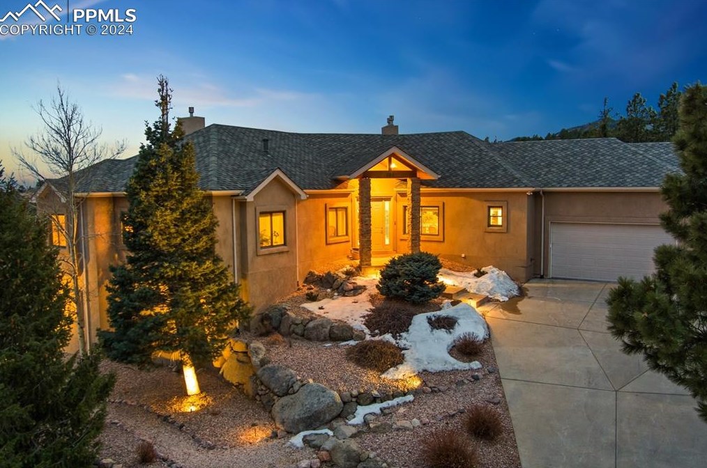 305 Paisley Dr, Colorado Springs, CO 80906-8251