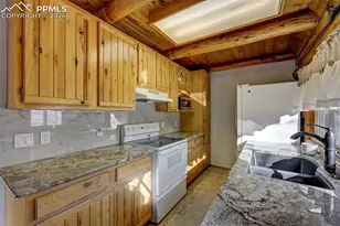 7915 Topeka Ave, Cascade, CO 80809 - Photo 18