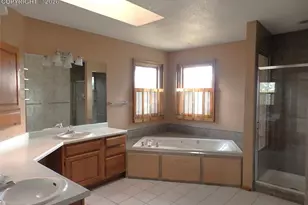 335 S Golfwood Pl, Pueblo West, CO 81007 - Photo 8