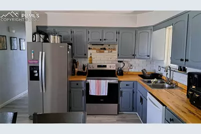 33 Wasatch Drive, Pueblo, CO 81005 - Photo 8