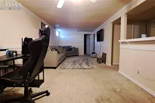 33 Wasatch Dr, Pueblo, CO 81005 - Photo 14