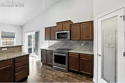 7637 Cat Tail Creek Drive, Colorado Springs, CO 80923 - Photo 12