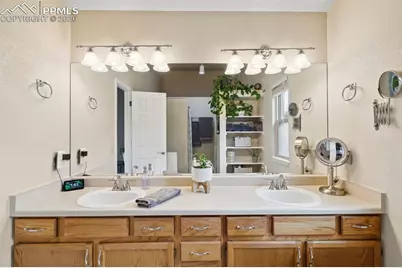 1521 Shane Circle, Colorado Springs, CO 80907 - Photo 10