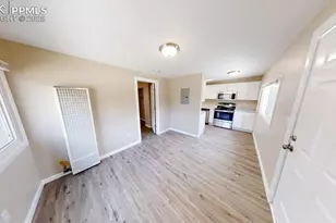 2413 E St Vrain St, Colorado Springs, CO 80909 - Photo 14