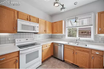 7215 Mount Higgins Heights, Colorado Springs, CO 80922 - Photo 14