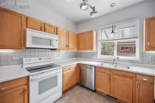 7215 Mt Higgins Heights, Colorado Springs, CO 80922 - Photo 14