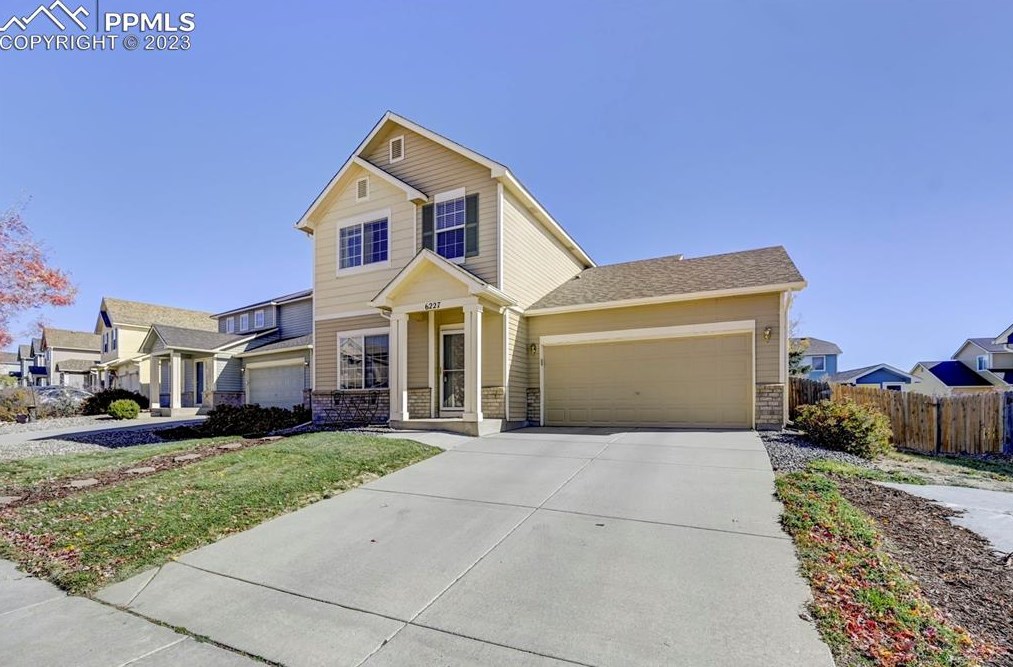 6227 Riverdale Dr, Colorado Springs, CO 80923-3850