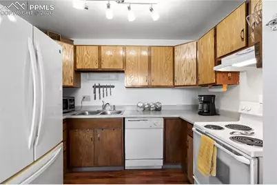 434 Valley Hi Circle #B6, Colorado Springs, CO 80910 - Photo 16