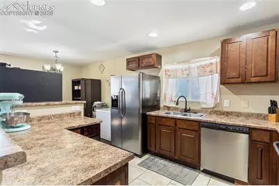 616 Squire Street, Colorado Springs, CO 80911 - Photo 6