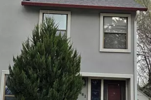 661 Shooks Ln, Colorado Springs, CO 80903 - Photo 2