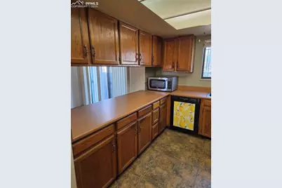 661 Shooks Lane, Colorado Springs, CO 80903 - Photo 8