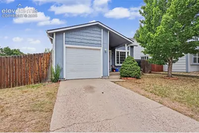 4520 Hollyridge Drive, Colorado Springs, CO 80916 - Photo 2