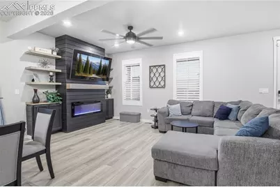 5191 Roundhouse Drive, Colorado Springs, CO 80925 - Photo 6