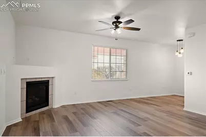 4145 Outlook Boulevard #J, Pueblo, CO 81008 - Photo 6
