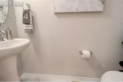 8541 Perkins Lane, Colorado Springs, CO 80925 - Photo 12