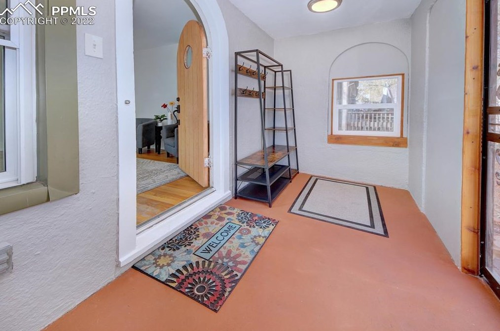 2219 Pikes Peak Ave, Colorado Springs, CO 80904-3334