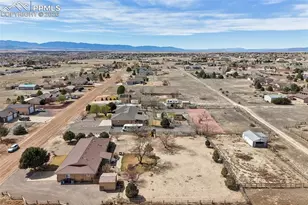 1003 W Camino Al Cielo, Pueblo, CO 81007 - Photo 2