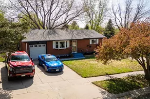 1401 Bates Dr, Colorado Springs, CO 80909 - Photo 2