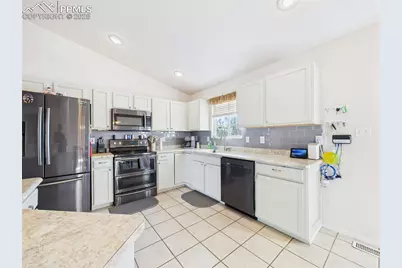 1253 N Stratton Drive, Pueblo West, CO 81007 - Photo 10