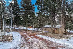 909 S West St, Woodland Park, CO 80863 - Photo 34