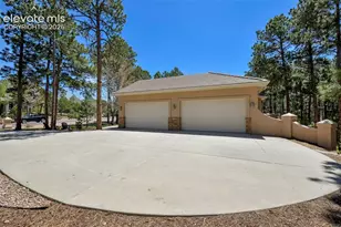 18090 Bakers Farm Rd, Colorado Springs, CO 80908 - Photo 2