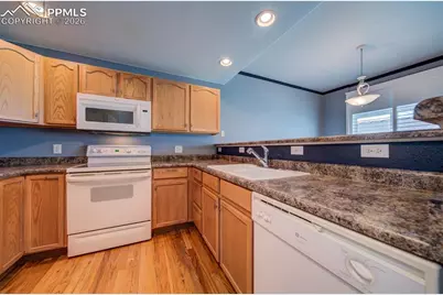 6512 Range Overlook Heights, Colorado Springs, CO 80922 - Photo 16