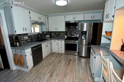 2310 Cooper Avenue, Colorado Springs, CO 80907 - Photo 6