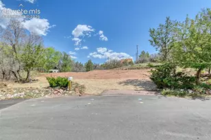604 Columbia Ct, Colorado Springs, CO 80904 - Photo 1