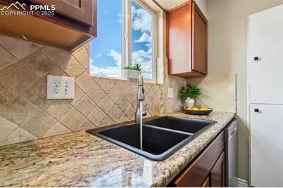 1248 Jet Wing Drive, Colorado Springs, CO 80916 - Photo 6