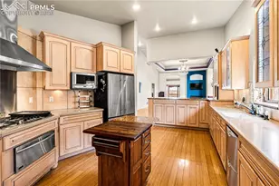 50 Aberdeen Bluff, Pueblo, CO 81004 - Photo 4