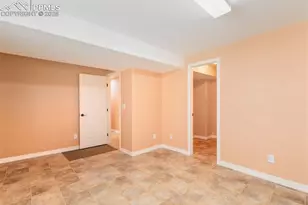 4190 Greens Dr, Colorado Springs, CO 80922 - Photo 30