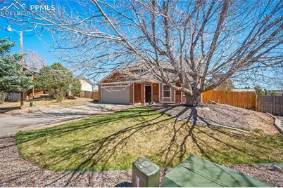686 Trumbull Lane, Monument, CO 80132 - Photo 2