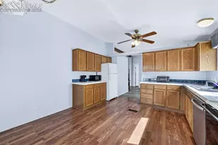 65 Pendelton Cir, Colorado Springs, CO 80914 - Photo 18