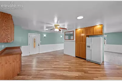 626 Pioneer Lane, Colorado Springs, CO 80904 - Photo 12